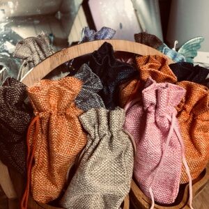 Mystery crystal pouch